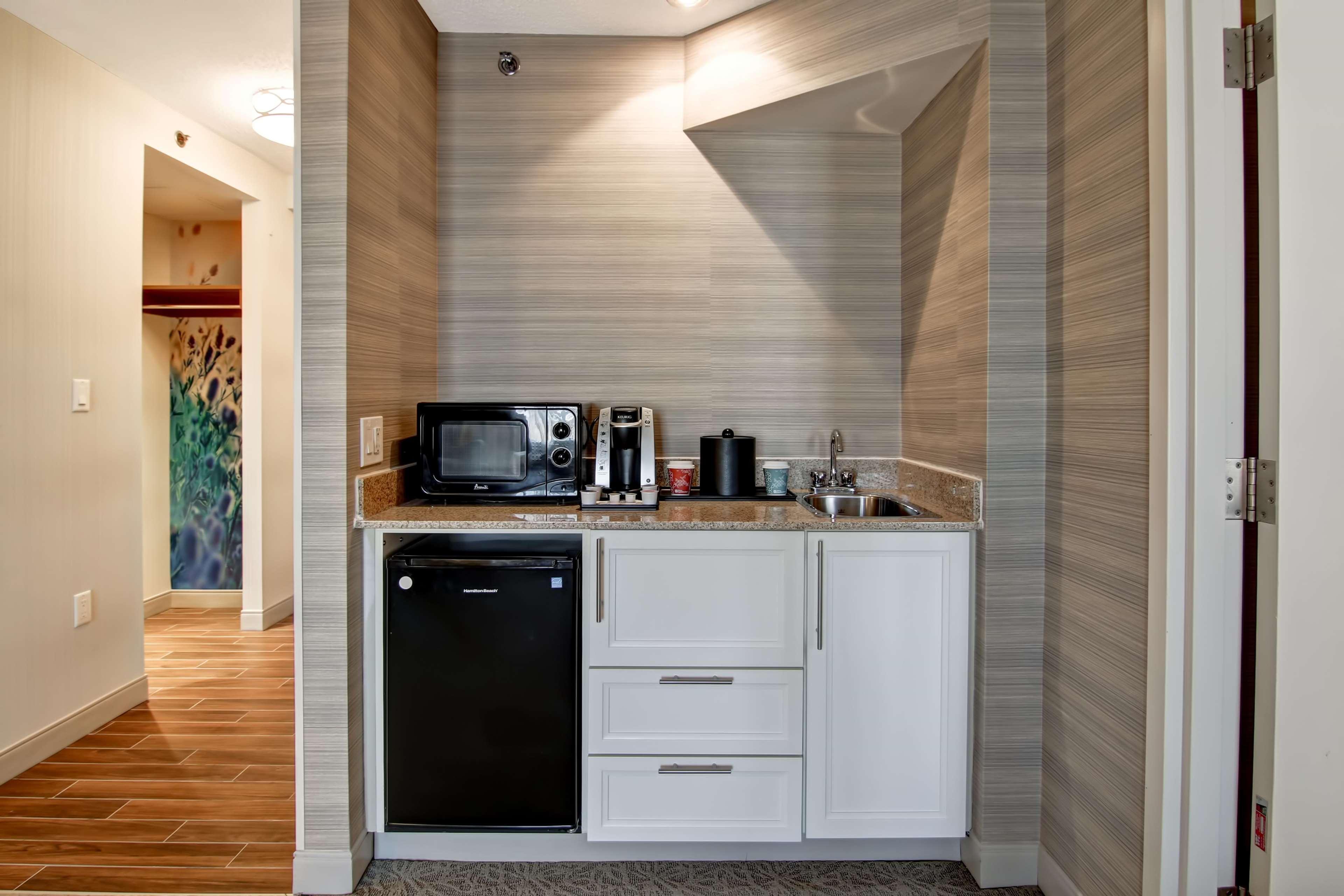 Hilton Garden Inn Toronto/Mississauga Ngoại thất bức ảnh