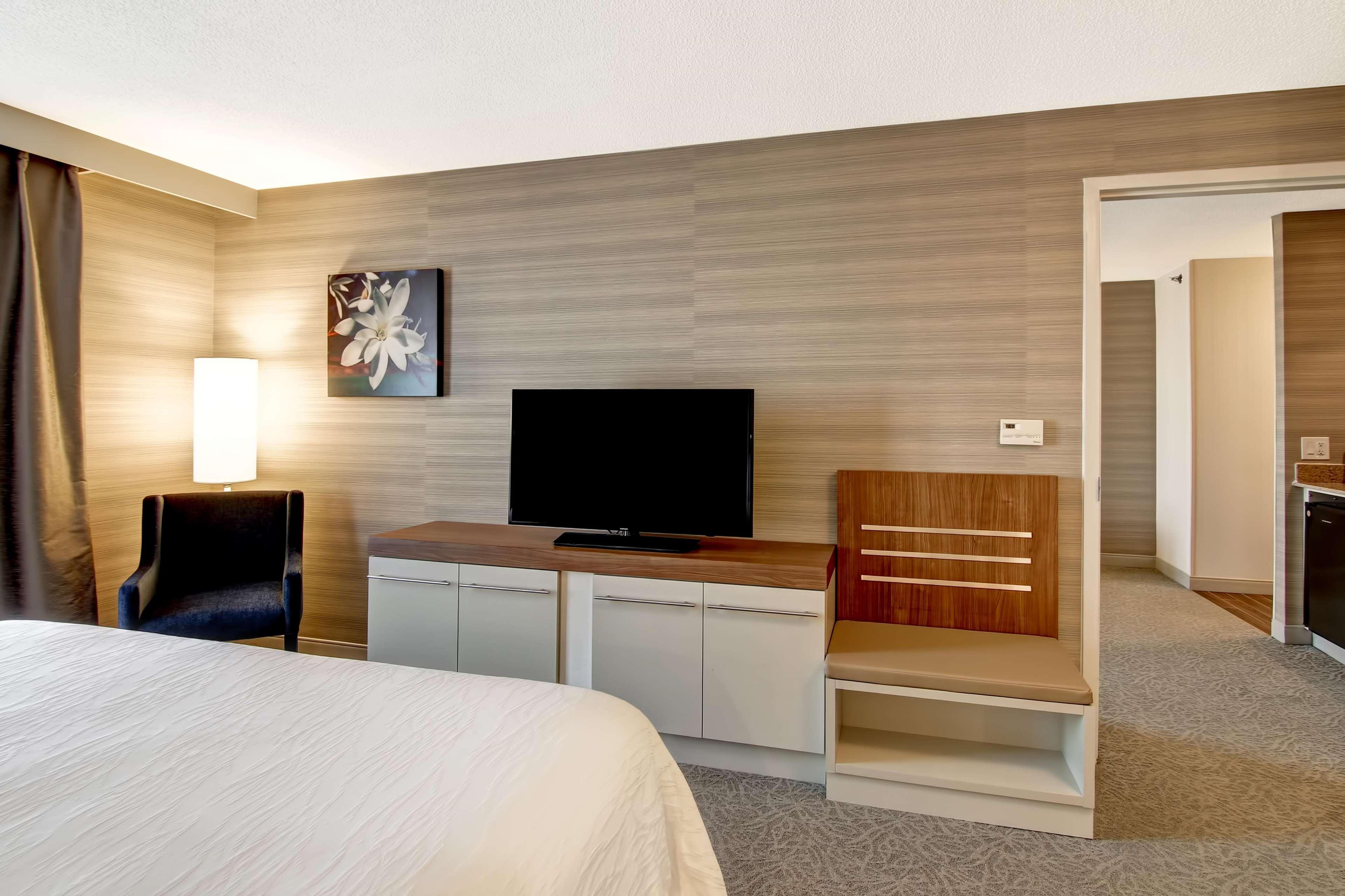 Hilton Garden Inn Toronto/Mississauga Ngoại thất bức ảnh