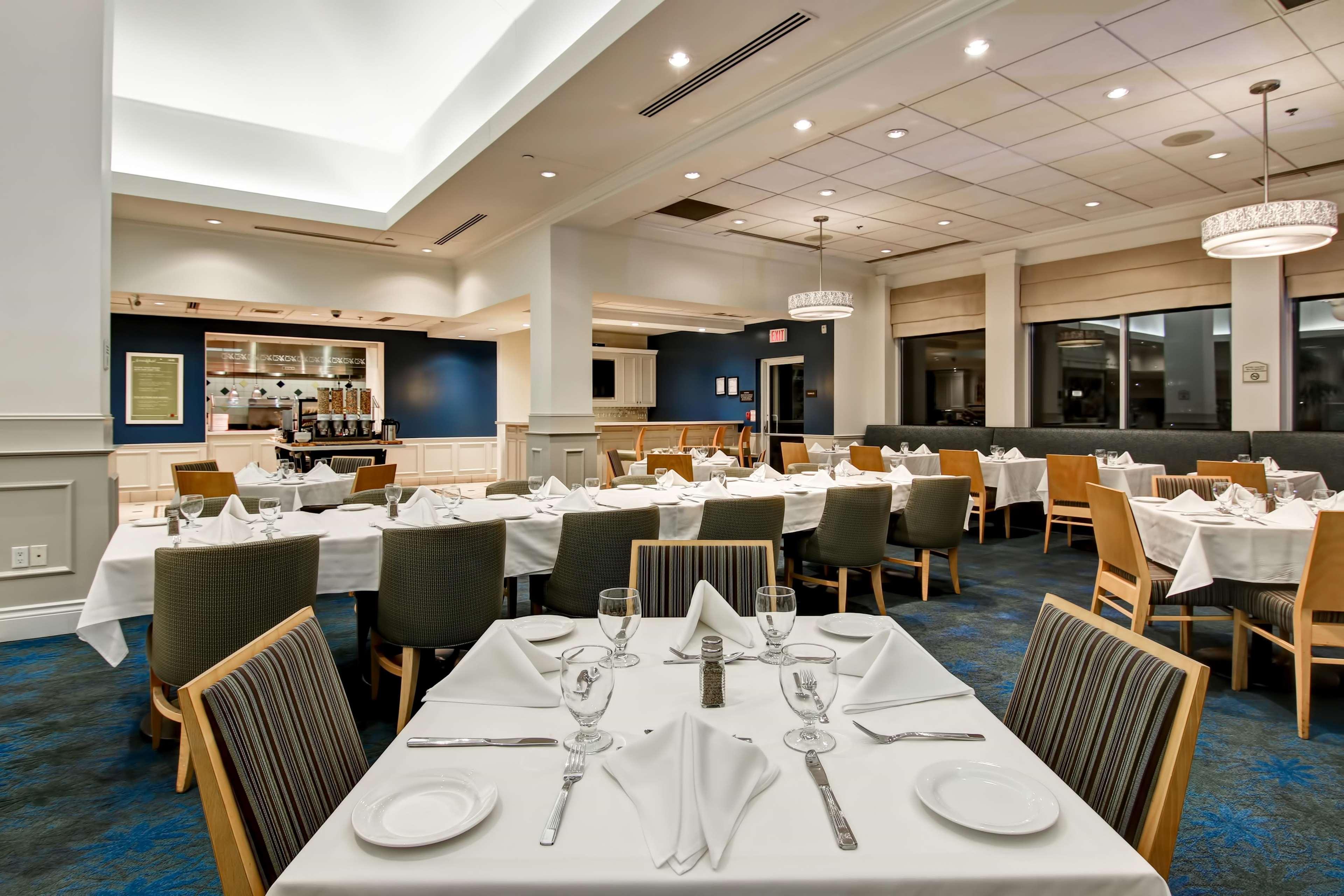 Hilton Garden Inn Toronto/Mississauga Ngoại thất bức ảnh