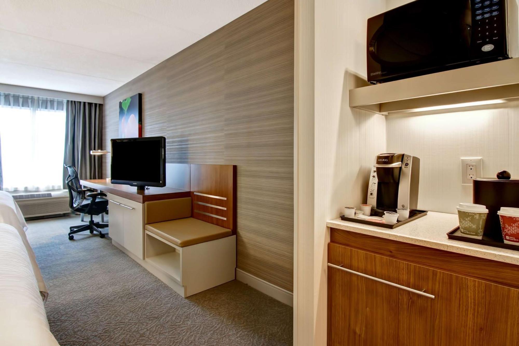 Hilton Garden Inn Toronto/Mississauga Ngoại thất bức ảnh