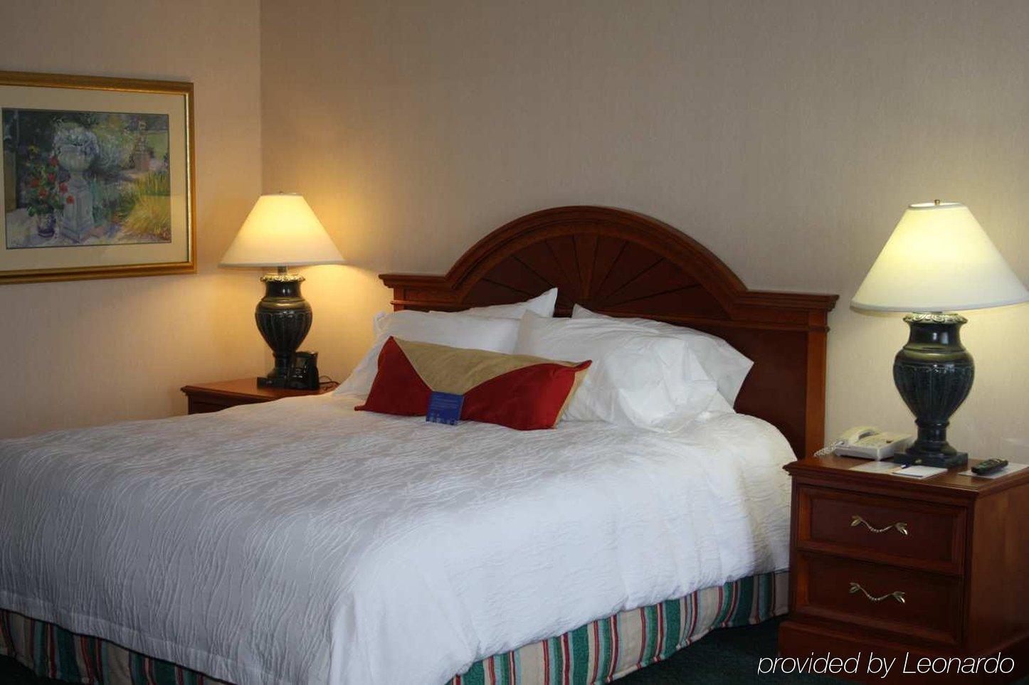 Hilton Garden Inn Toronto/Mississauga Phòng bức ảnh
