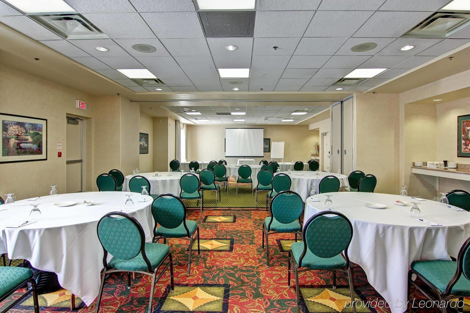 Hilton Garden Inn Toronto/Mississauga Ngoại thất bức ảnh
